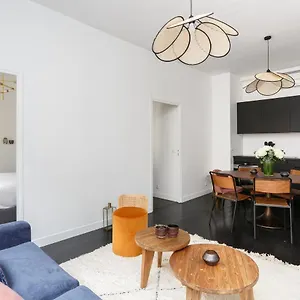  Apartment Habitat Parisien - Ponthieu Champs Elysees